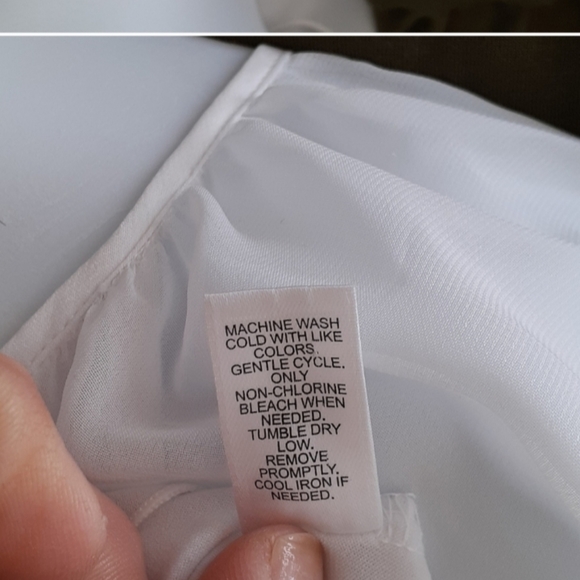 NWOT Misses' Capelet - Picture 4 of 5